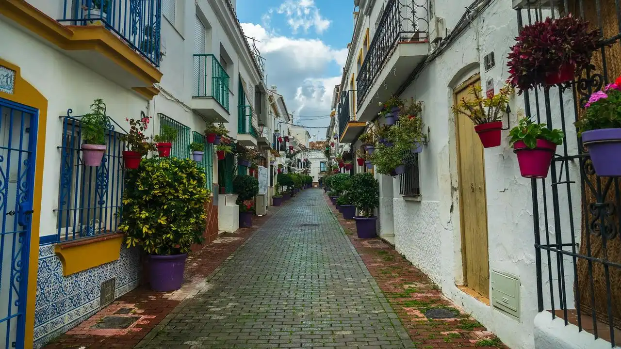 Why Learn Galician: History, Culture, And Modern Usage